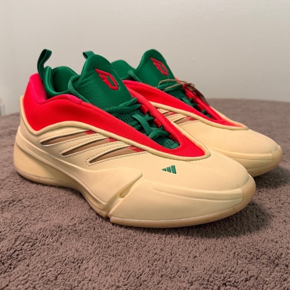 adidas Shoes - Adidas
Dame 9
‘Egg nog’
Brand new